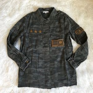 🚨NWT Willow & Clay Military Jacket🚨